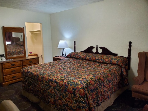 Nakon Motel image 6