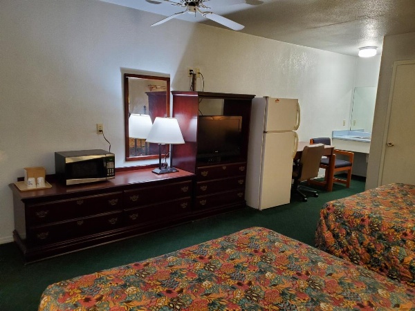 Nakon Motel image 7